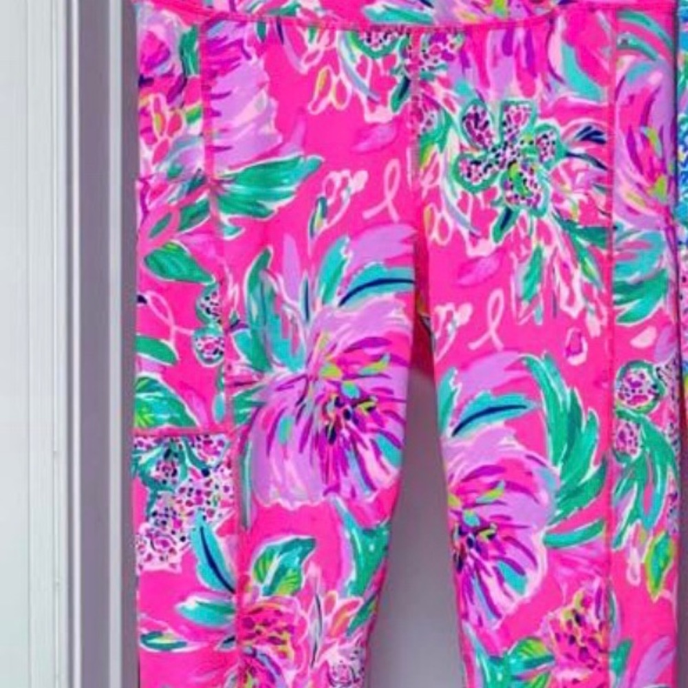 DISO Lilly Pulitzer paws for a cause legging M
